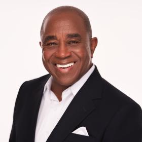 Ron Thomas Headshot